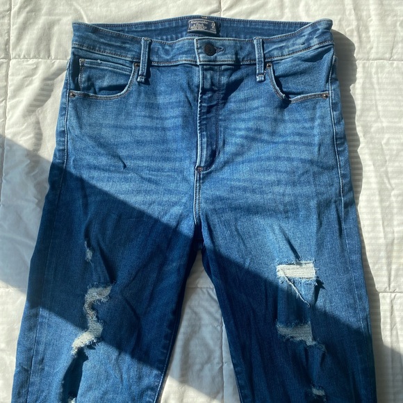 ABERCROMBIE & FITCH Simone super skinny ripped jeans - Picture 2 of 4